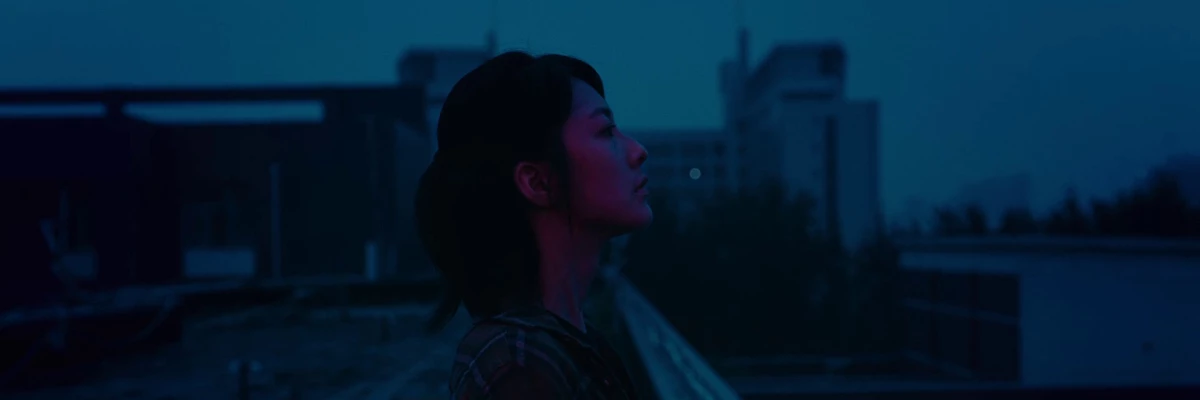 screencap of Grateful to Have You [Zai Leng Ku Xian Jing Di Na Yi Nian]
