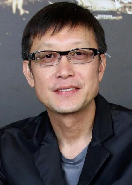 Wai-Keung Lau portrait